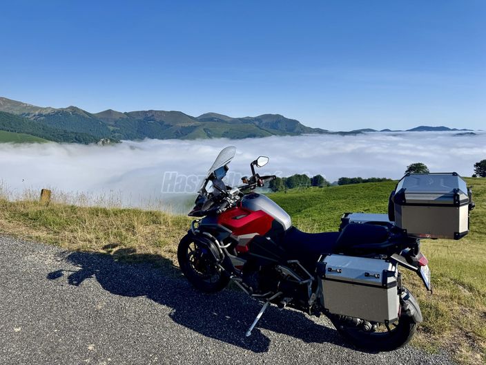 TRIUMPH TIGER 1200