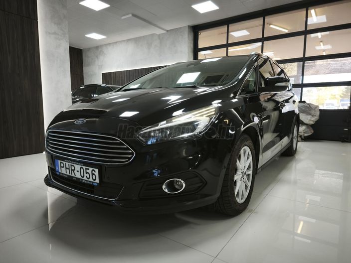 FORD S-MAX 2.0 TDCi Titanium [7 személy]