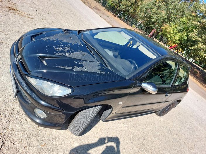 PEUGEOT 206 1.6 XS