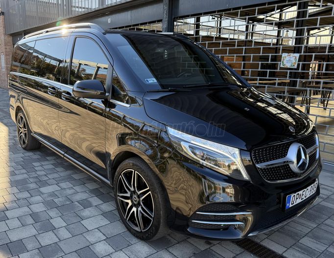 MERCEDES-BENZ V-OSZTÁLY V 300 BlueTec d Avantgarde E (Automata) 4x4 (7 személyes )