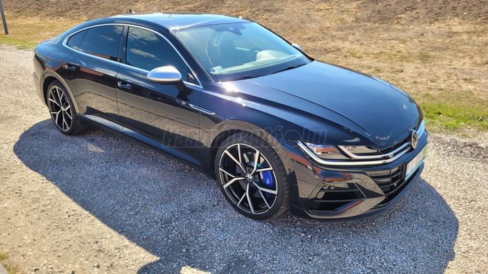 VOLKSWAGEN ARTEON 2.0 TSI R 4Motion DSG