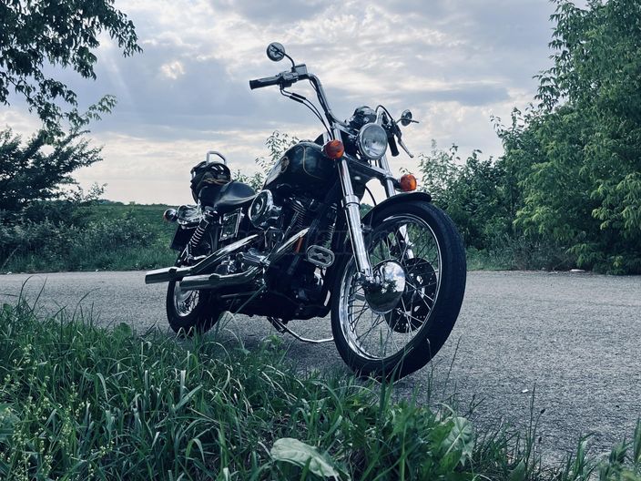 HARLEY-DAVIDSON DYNA WIDE GLIDE