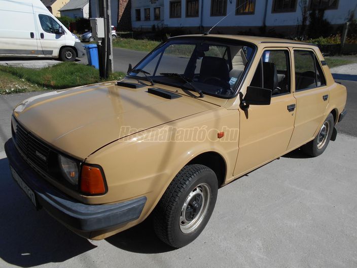 SKODA 105 S