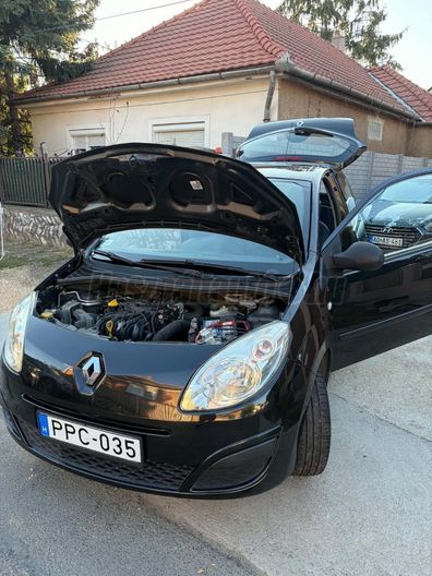 RENAULT TWINGO 1.2 Premiere
