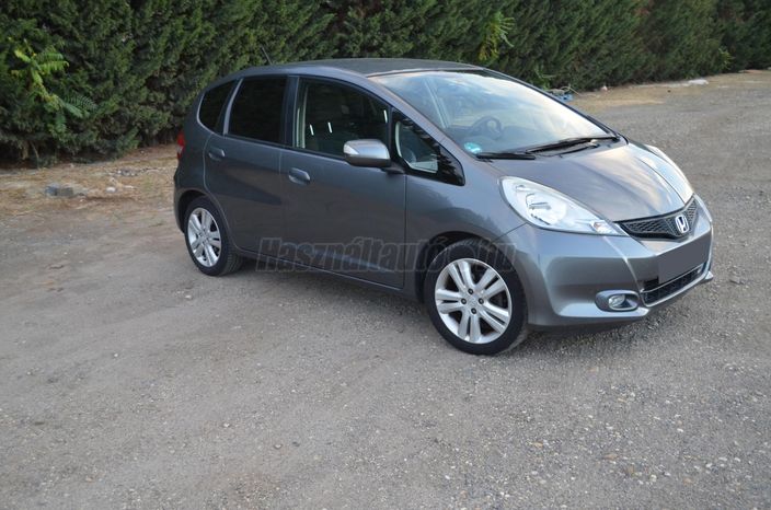 HONDA JAZZ 1.4 Executive CVT