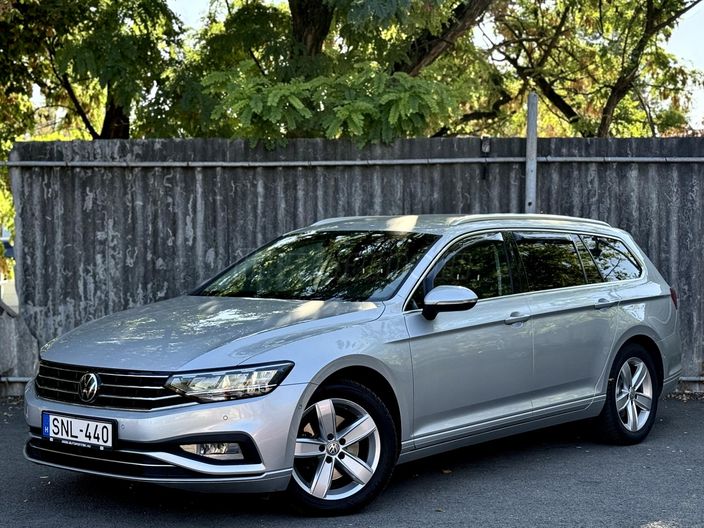VOLKSWAGEN PASSAT VIII Variant 1.5 TSI ACT Business DSG
