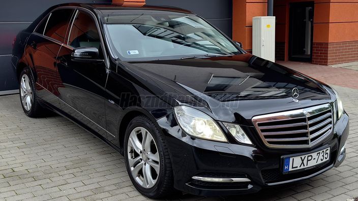 MERCEDES-BENZ E 220 CDI BlueEFFICIENCY Avantgarde
