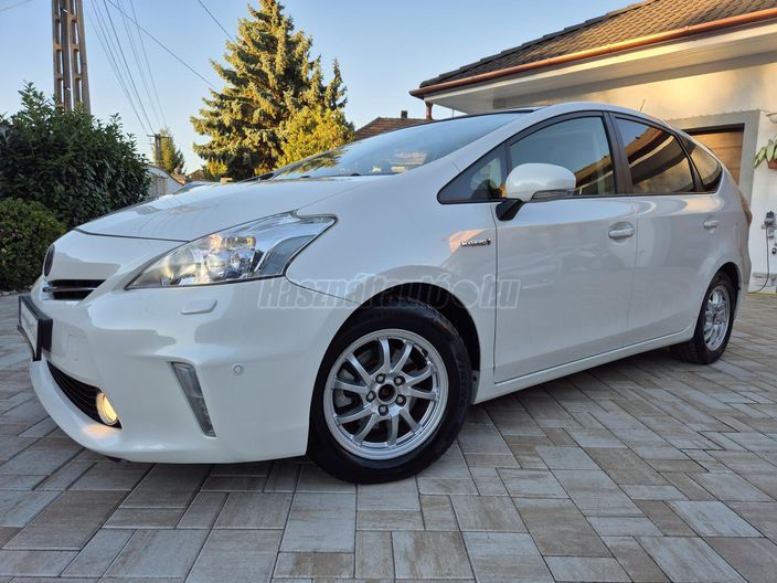 TOYOTA PRIUS+ 1.8 HSD Premium e-CVT