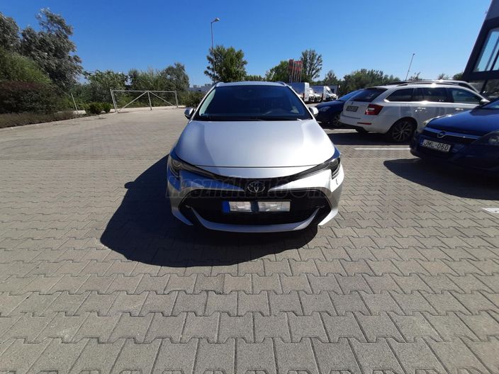 TOYOTA COROLLA Touring Sports 1.8 Hybrid Comfort Style e-CVT
