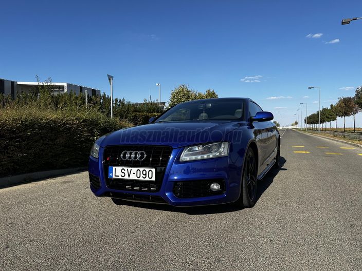AUDI A5 Coupé 3.0 TDI DPF quattro
