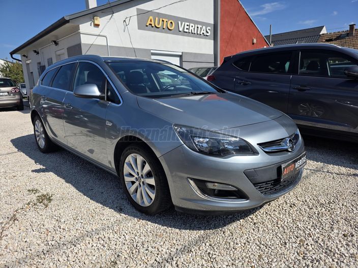 OPEL ASTRA J Sports Tourer 1.4 T Cosmo