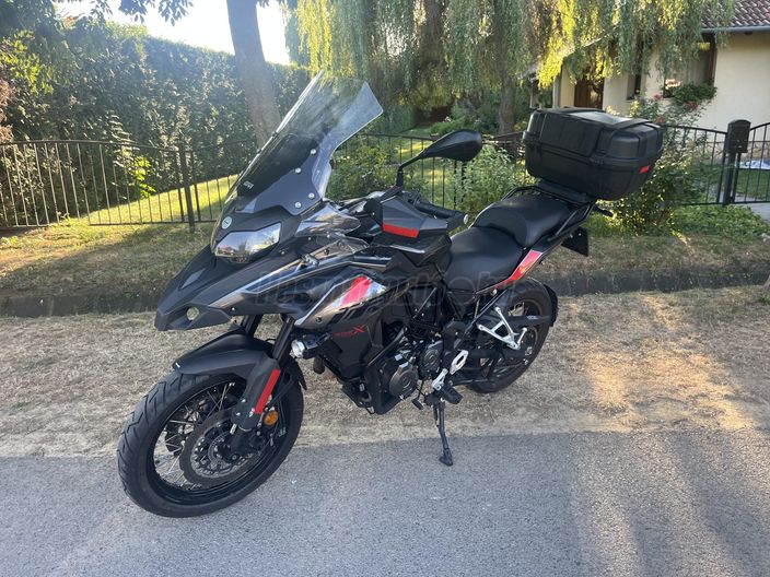 BENELLI TRK 502 X