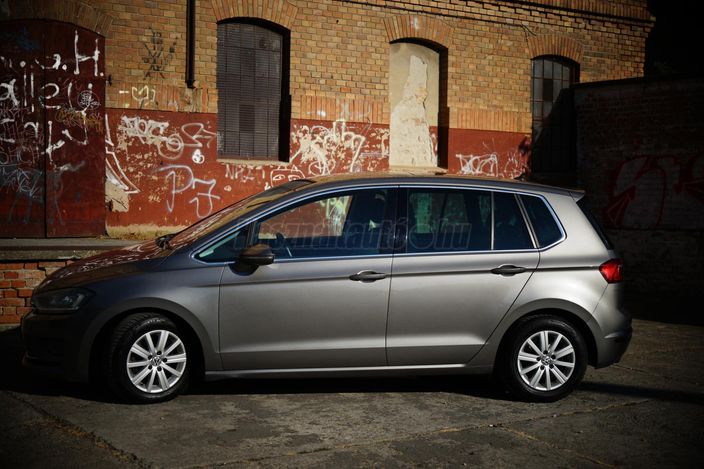 VOLKSWAGEN GOLF SPORTSVAN 1.6 TDI Allstar
