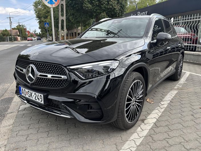 MERCEDES-BENZ GLC 220 d 4Matic 9G-TRONIC Mild hybrid drive