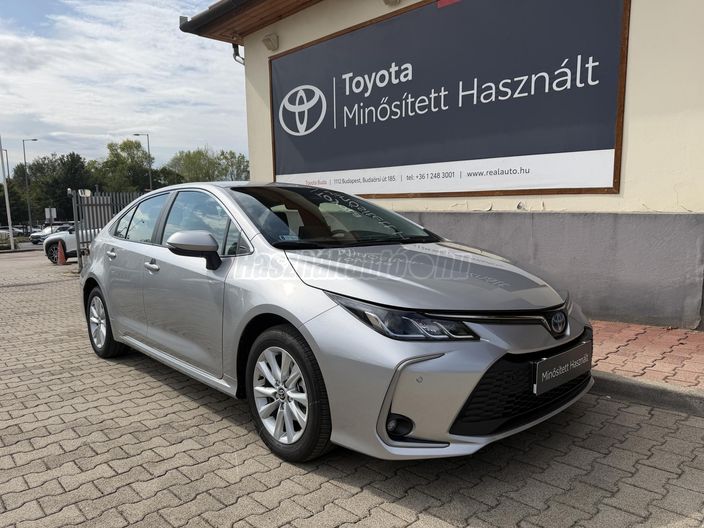 TOYOTA COROLLA Sedan 1.8 Hybrid Comfort Tech e-CVT