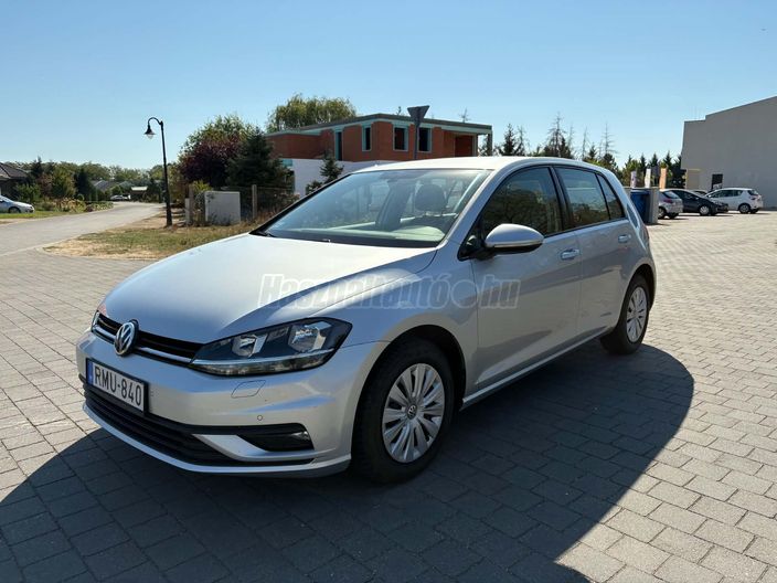VOLKSWAGEN GOLF VII 1.0 TSI BMT Trendline