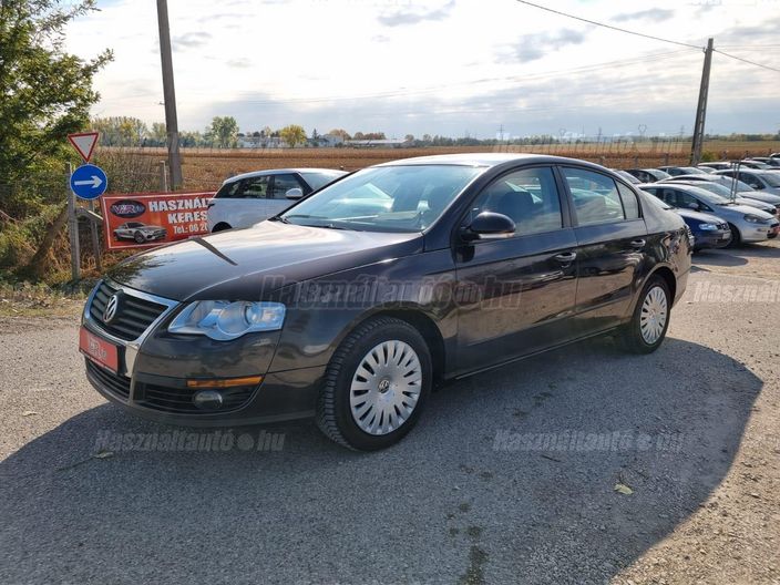 VOLKSWAGEN PASSAT 1.6 Comfortline