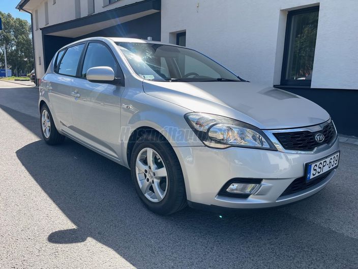 KIA CEE'D 1.4 LX