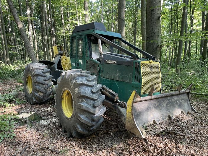TIMBERJACK 240C