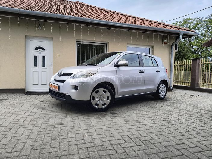 TOYOTA URBAN CRUISER 1.33 Sol