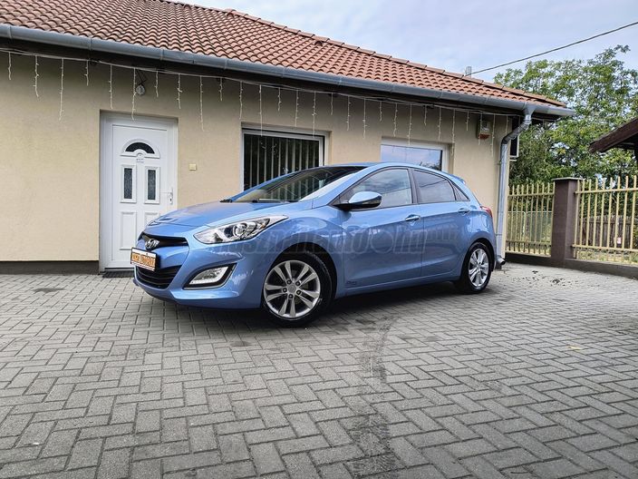 HYUNDAI I30 1.4i Business