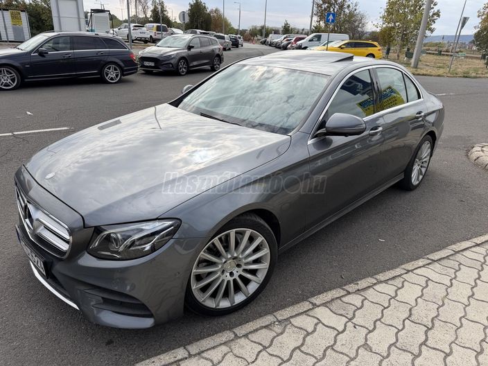 MERCEDES-BENZ E 220 d 9G-TRONIC