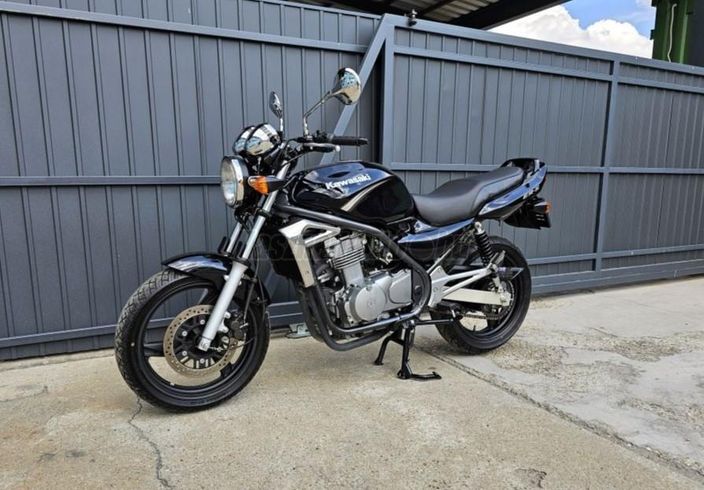 KAWASAKI ER-5