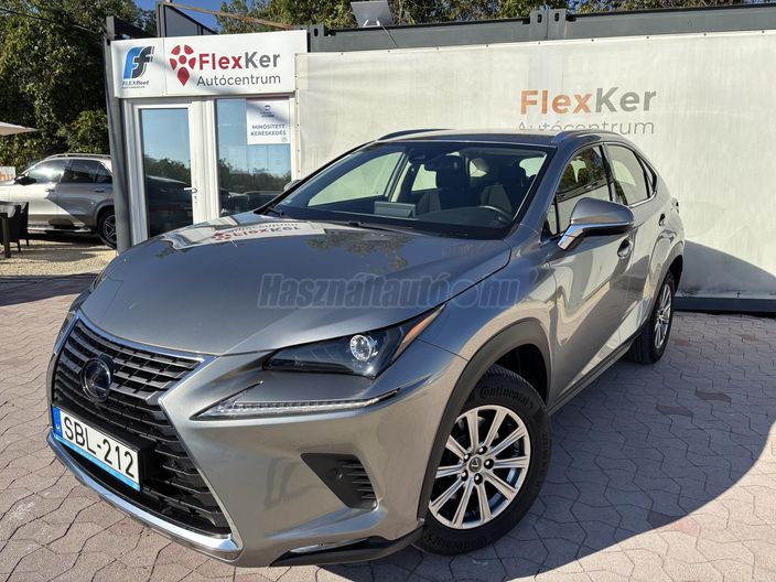 LEXUS NX 300h Elegance Safety FWD CVT