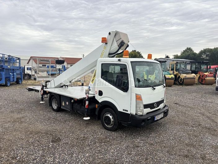 NISSAN CABSTAR