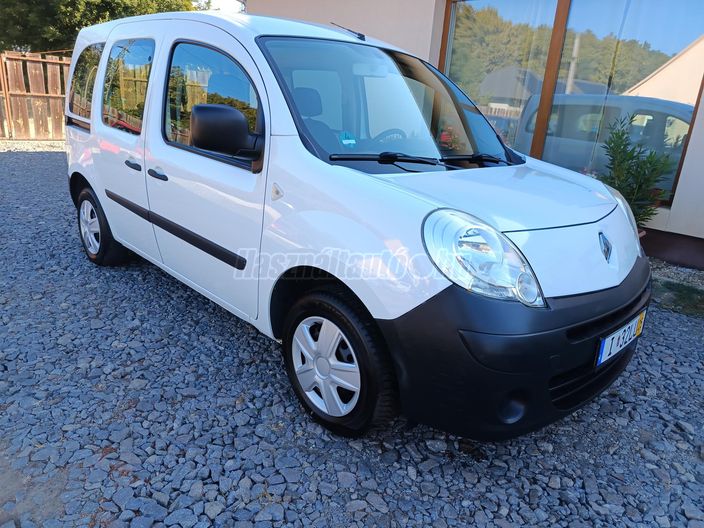 RENAULT KANGOO 1.6 16V Privilege