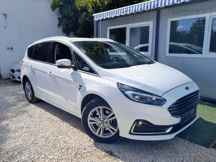 FORD S-MAX 2.5 FHEV Titanium CVT [7személy]