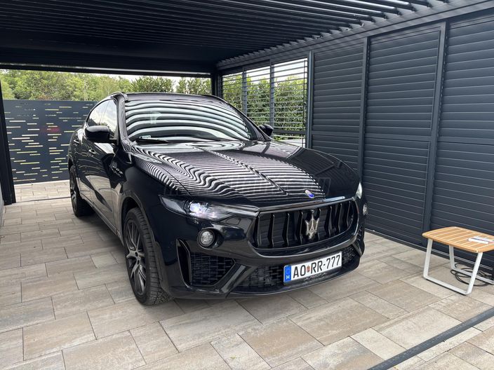 MASERATI LEVANTE 3.0 D V6 (Automata)