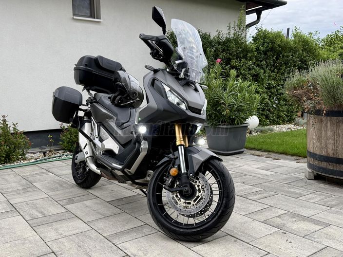 HONDA X-ADV