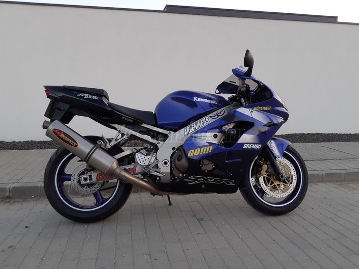 KAWASAKI ZX-9R (NINJA)