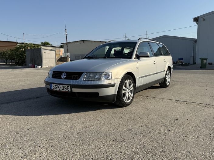 VOLKSWAGEN PASSAT V Variant 1.6
