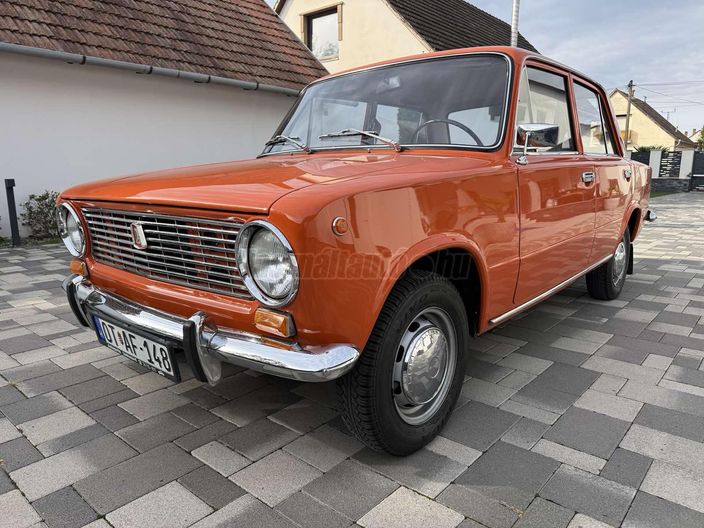 LADA 1200 2102