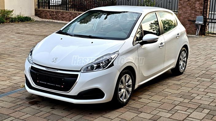 PEUGEOT 208 1.6 BlueHDi Style