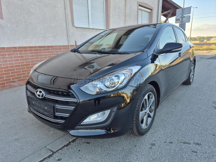 HYUNDAI I30 1.4 MPi ISG Go!