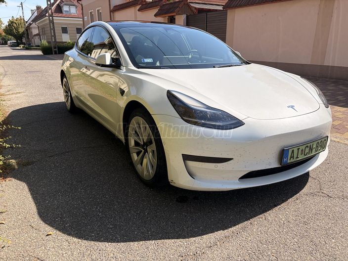 TESLA MODEL 3 RWD (Automata)