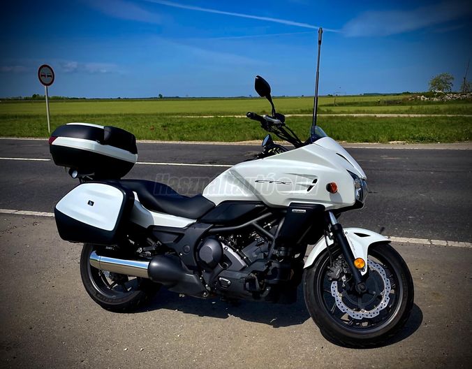 HONDA CTX 700 D