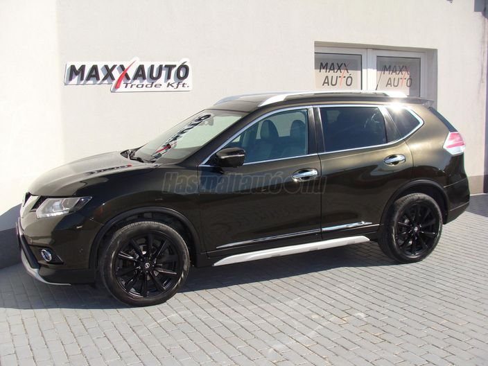 NISSAN X-TRAIL 1.6 dCi Tekna Xtronic