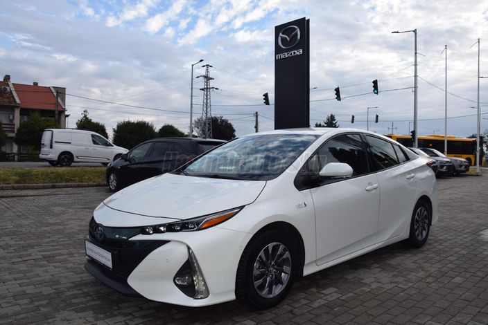 TOYOTA PRIUS PLUG-IN 1.8 PHV Executive e-CVT