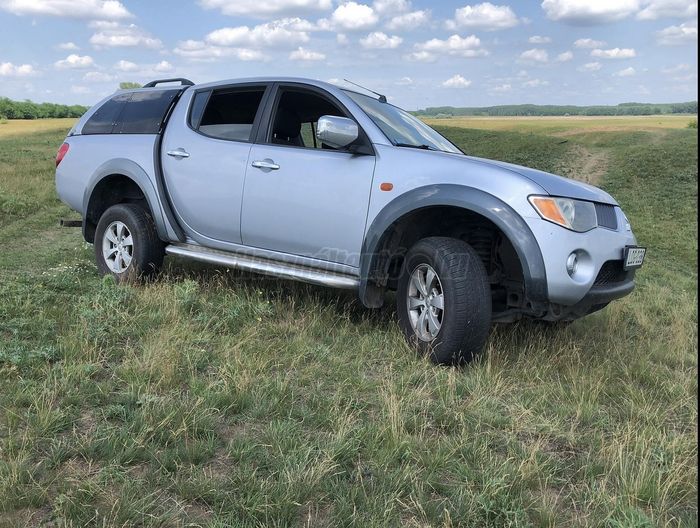 MITSUBISHI L 200 Pick Up 2.5 TD DC Instyle Sport HT