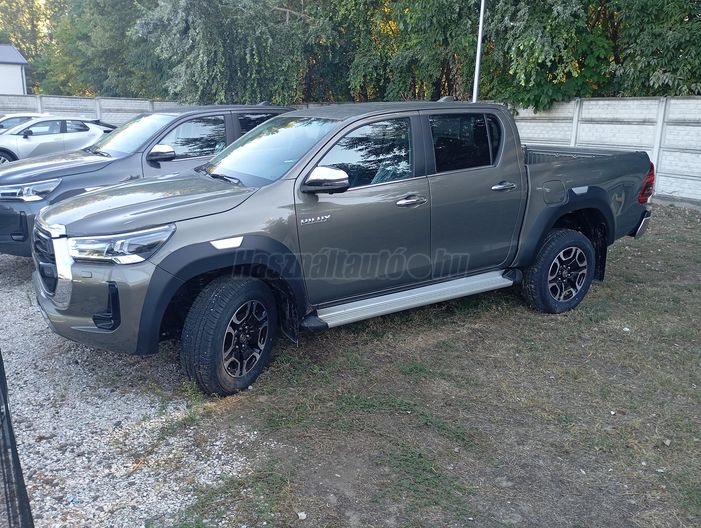 TOYOTA HILUX 2.8 D-4D MHEV 4x4 Double Executive (Automata)