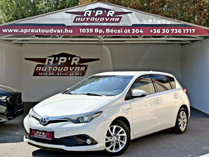 TOYOTA AURIS 1.8 HSD Executive (Automata)