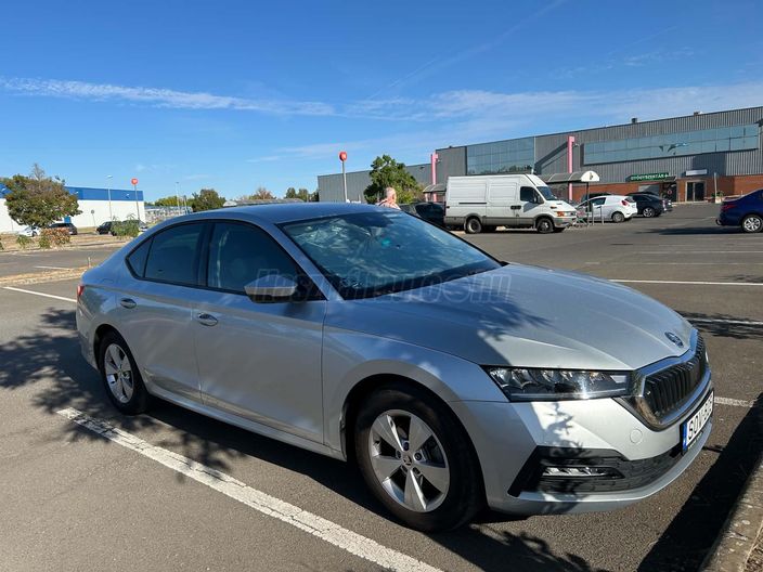 SKODA OCTAVIA 1.5 TSI ACT Ambition