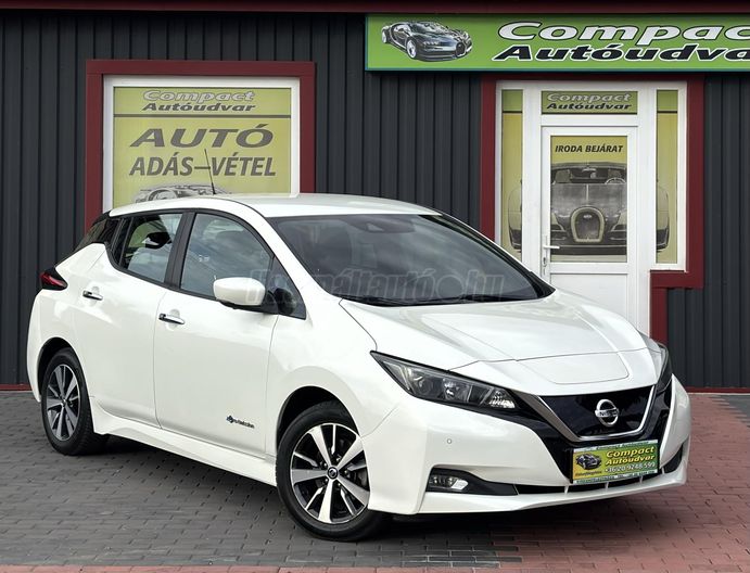 NISSAN LEAF Tekna 40kWh (Automata)