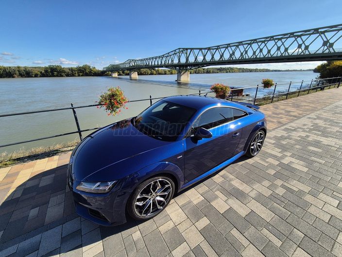 AUDI TT Coupe 2.0 TFSI quattro S-tronic