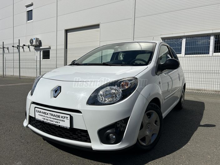 RENAULT TWINGO 1.2 16V Night&Day