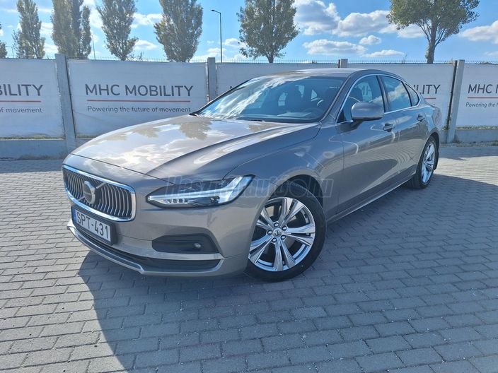 VOLVO S90 2.0 [B4] MHEV Momentum Pro Geartronic